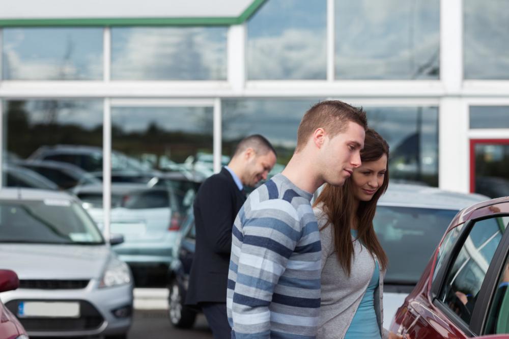 people-buying-a-car